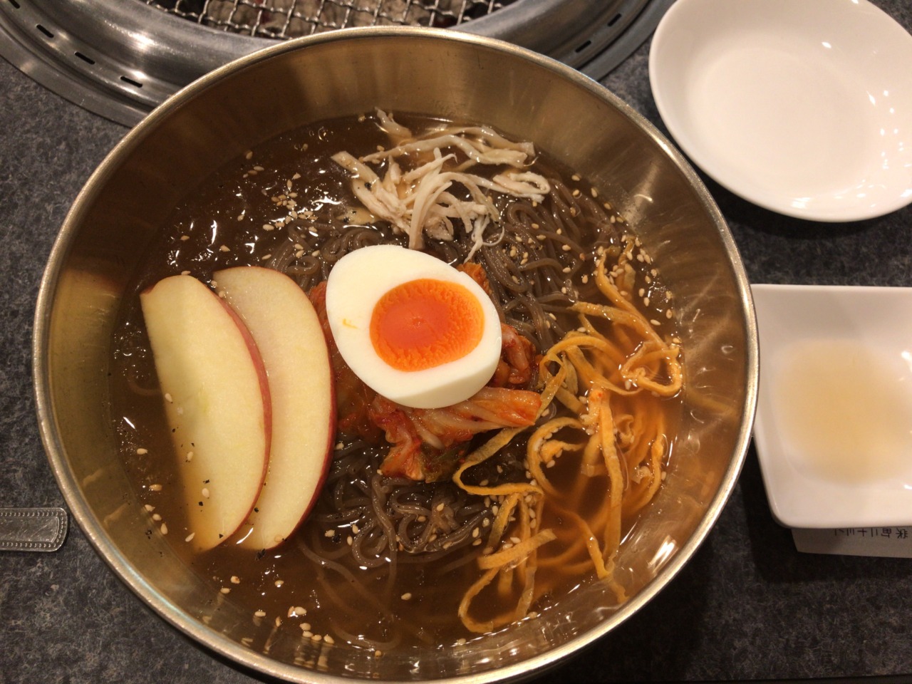 ニュー平和閣冷麺1